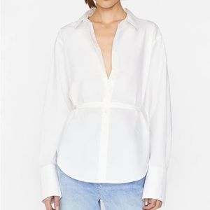 Frame Slit Back Waist Tie Shirt in Blanc size S. 100% cotton poplin. Worn once.